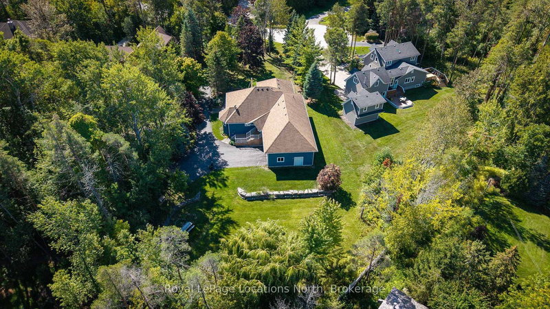 9 Georgian Crt, Collingwood, L9Y 4W5 | Image 3