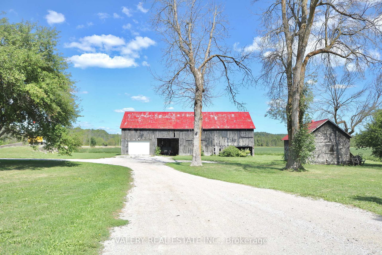 Detached House for sale at 4295 Horseshoe Valley Road, Springwater, Ontario, L9X 1G1 - Rural Springwater - MLS: S12360403