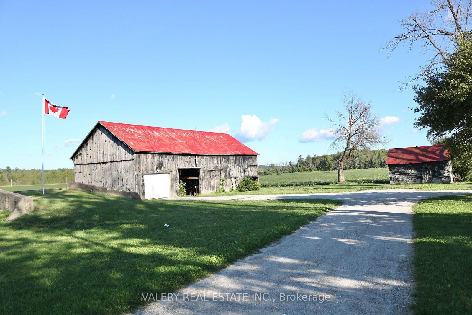 Detached House for sale at 4295 Horseshoe Valley Road, Springwater, Ontario, L9X 1G1 - Rural Springwater - MLS: S12360403