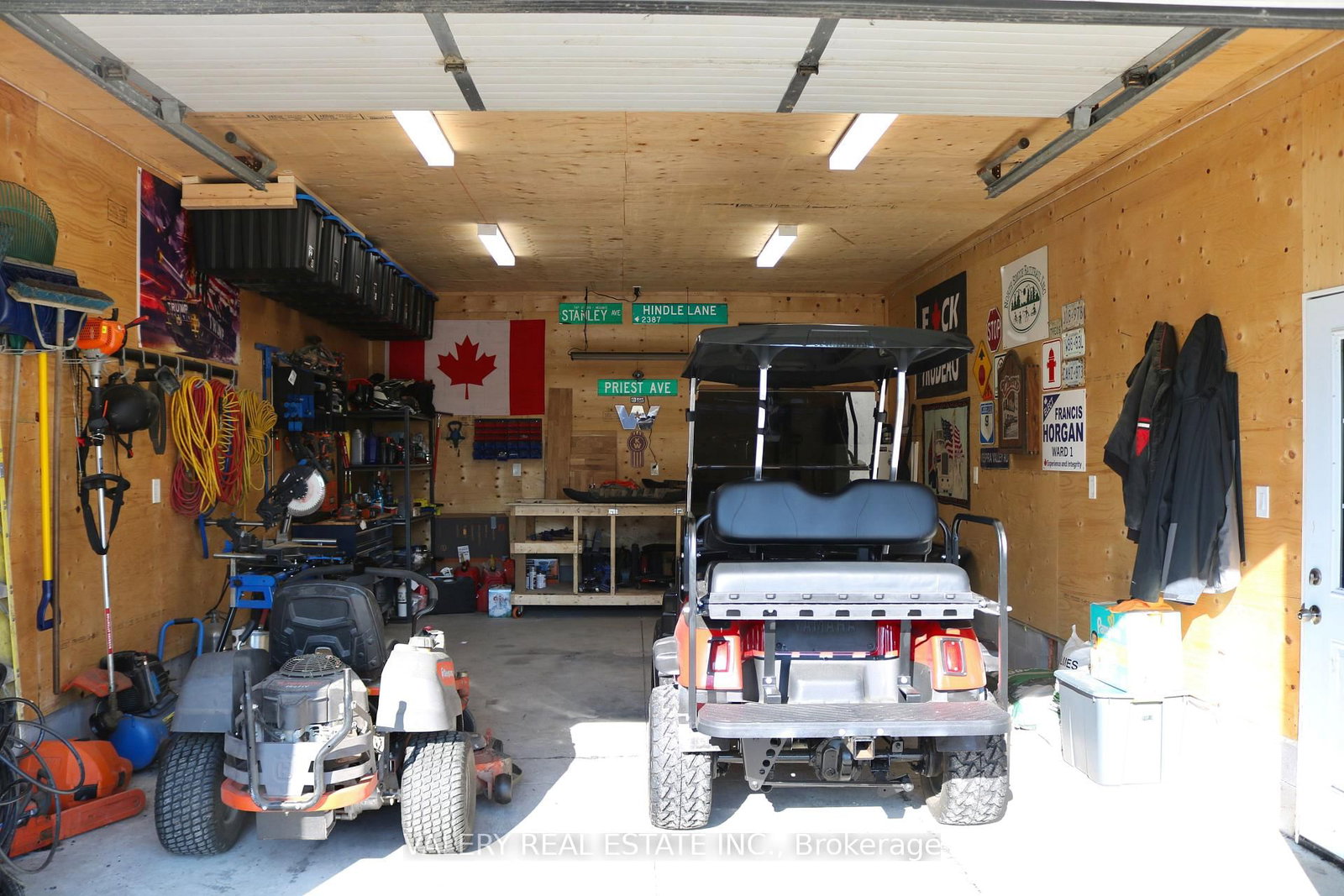 Detached House for sale at 4295 Horseshoe Valley Road, Springwater, Ontario, L9X 1G1 - Rural Springwater - MLS: S12360403