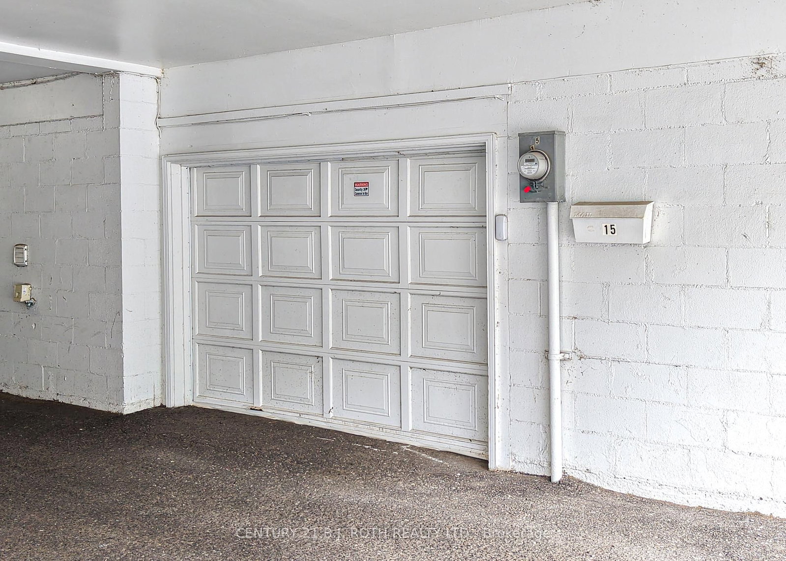 Listing Image 7