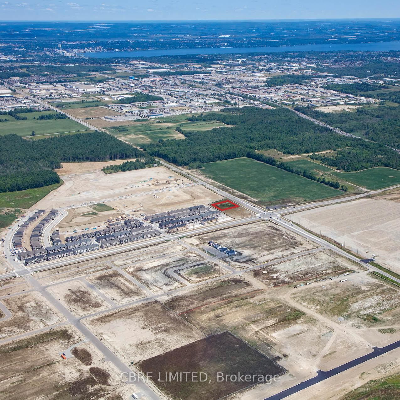 910 Veterans Drive - Photo 3