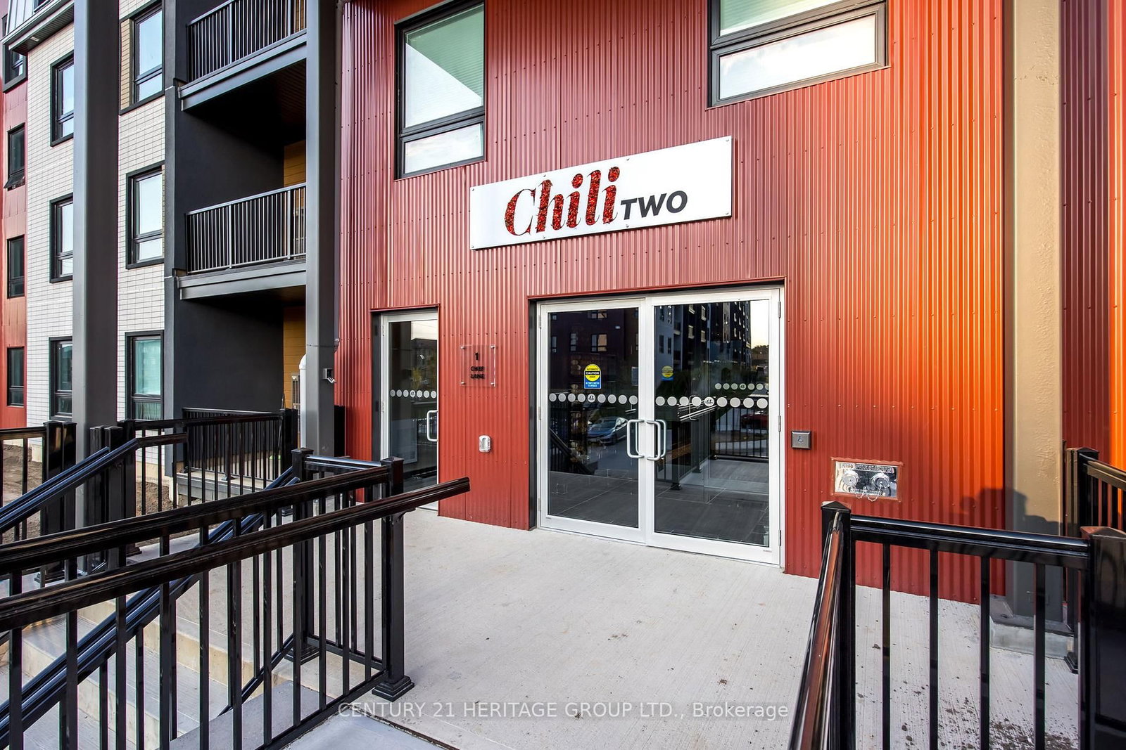 Condo sold at 402-1 Chef Lane, Barrie, Ontario, L9J 0T1 - Innis-Shore - MLS: S12368564