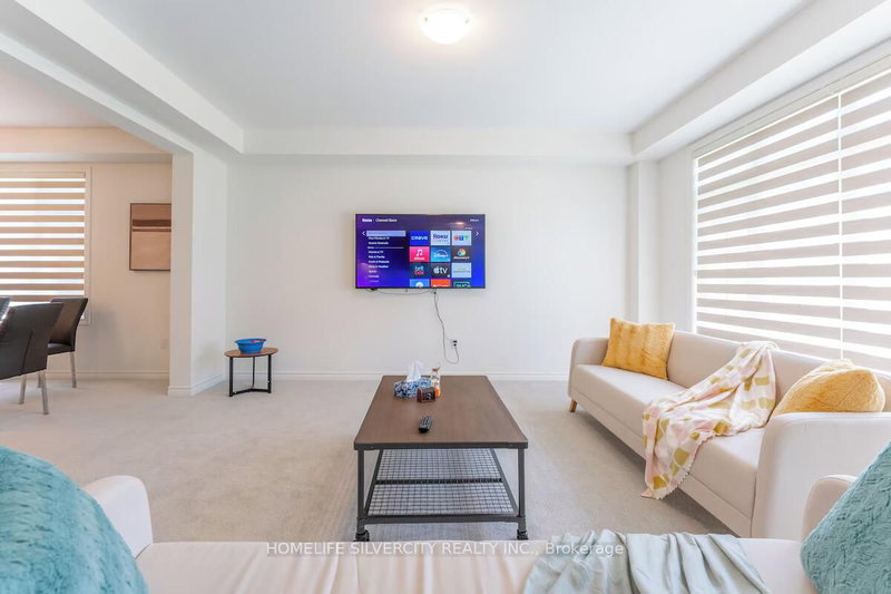 26 Sassafrass Rd, Springwater, L9X 2C6 | Image 3