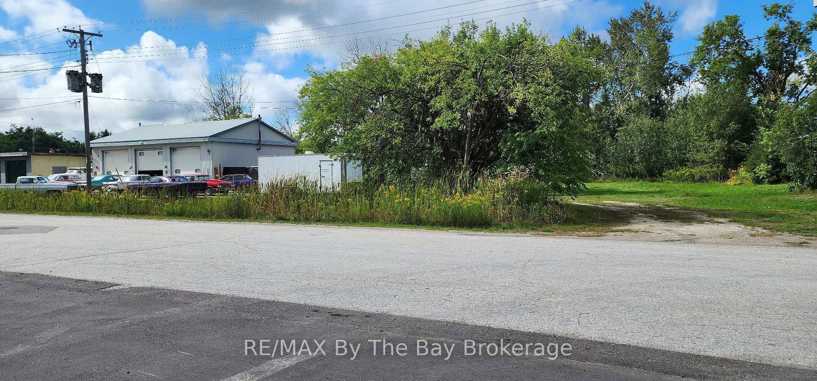 212 Beech Street - Photo 4