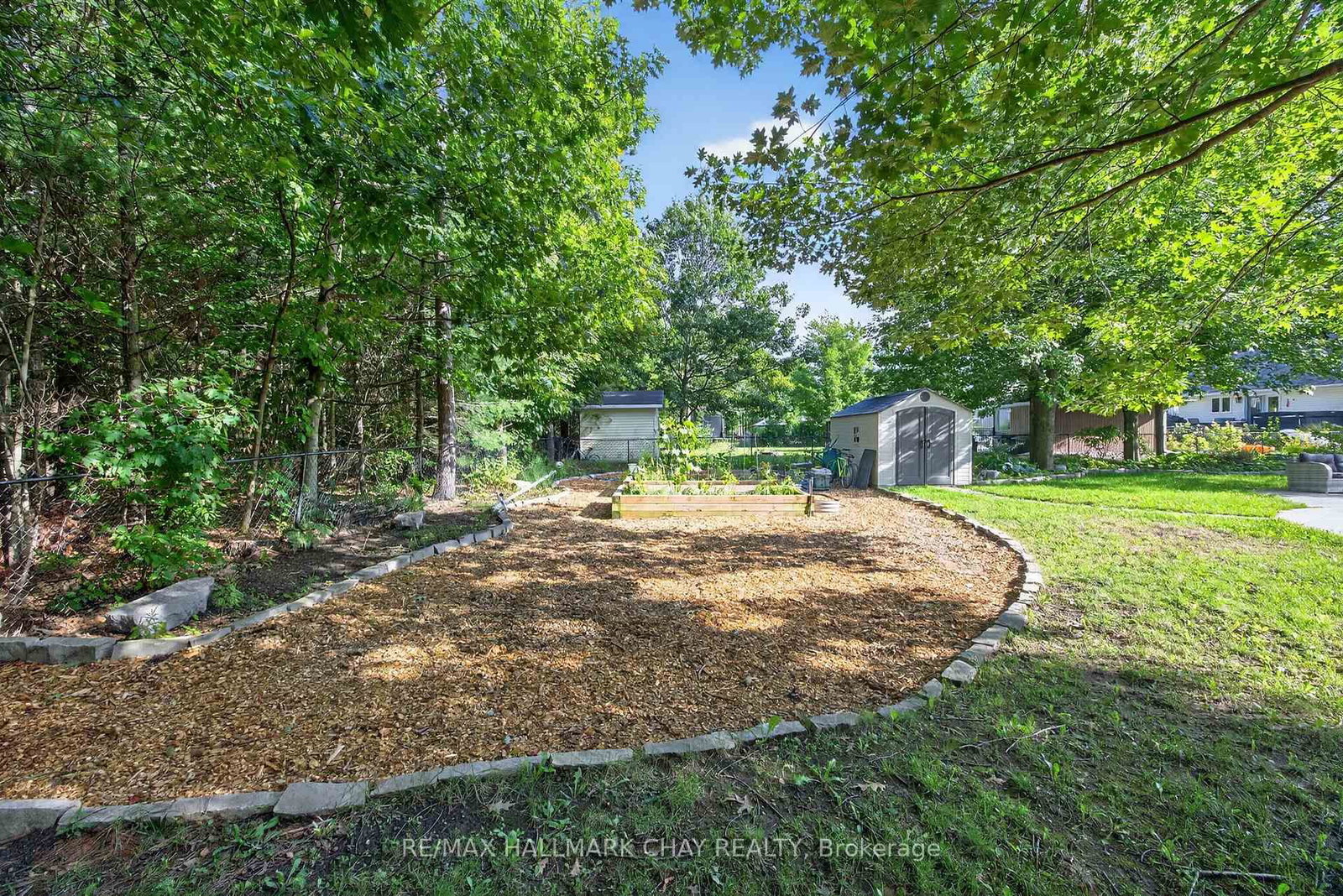Listing Image 45