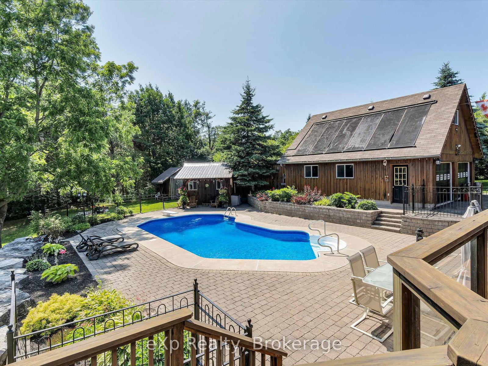 Listing Image 11