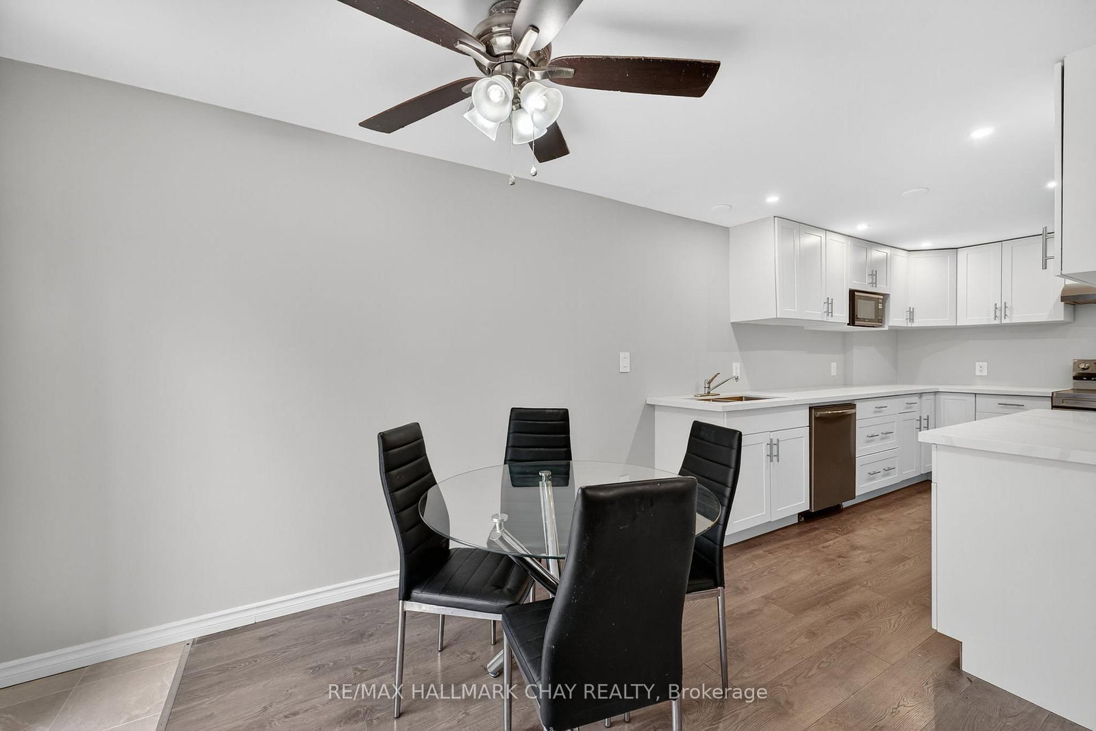 Semi-Detached House sold at 36 Mowat Crescent, Barrie, Ontario, L4N 5B3 - Letitia Heights - MLS: S12372591