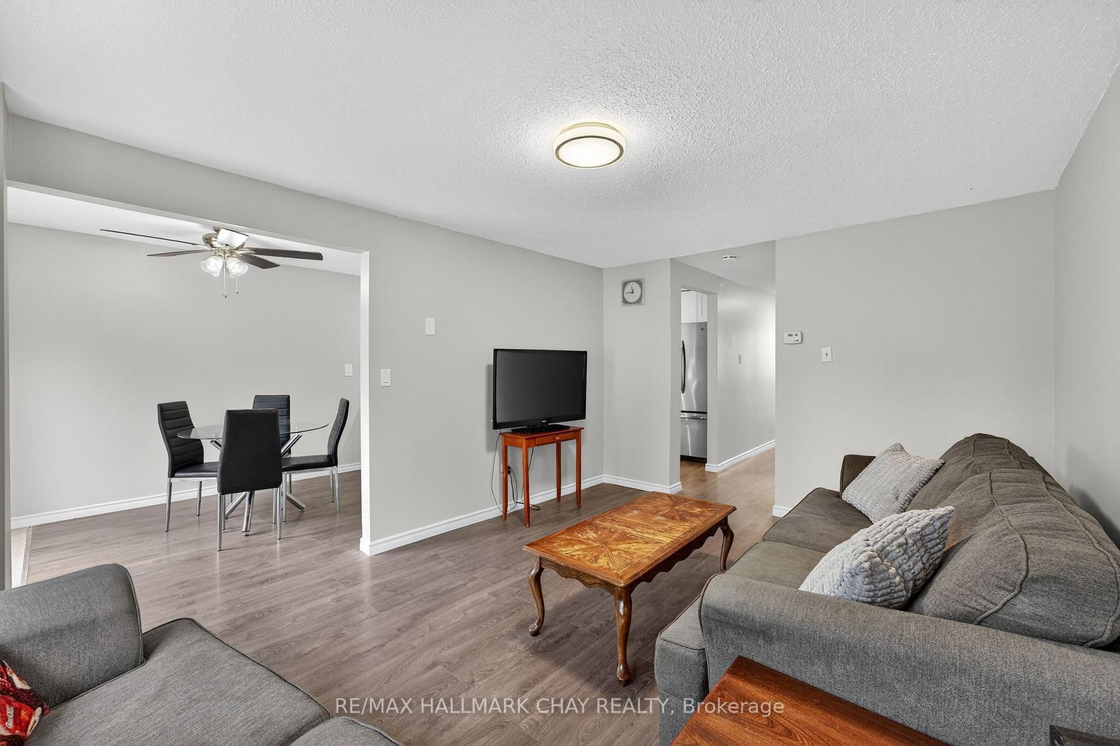 Semi-Detached House sold at 36 Mowat Crescent, Barrie, Ontario, L4N 5B3 - Letitia Heights - MLS: S12372591