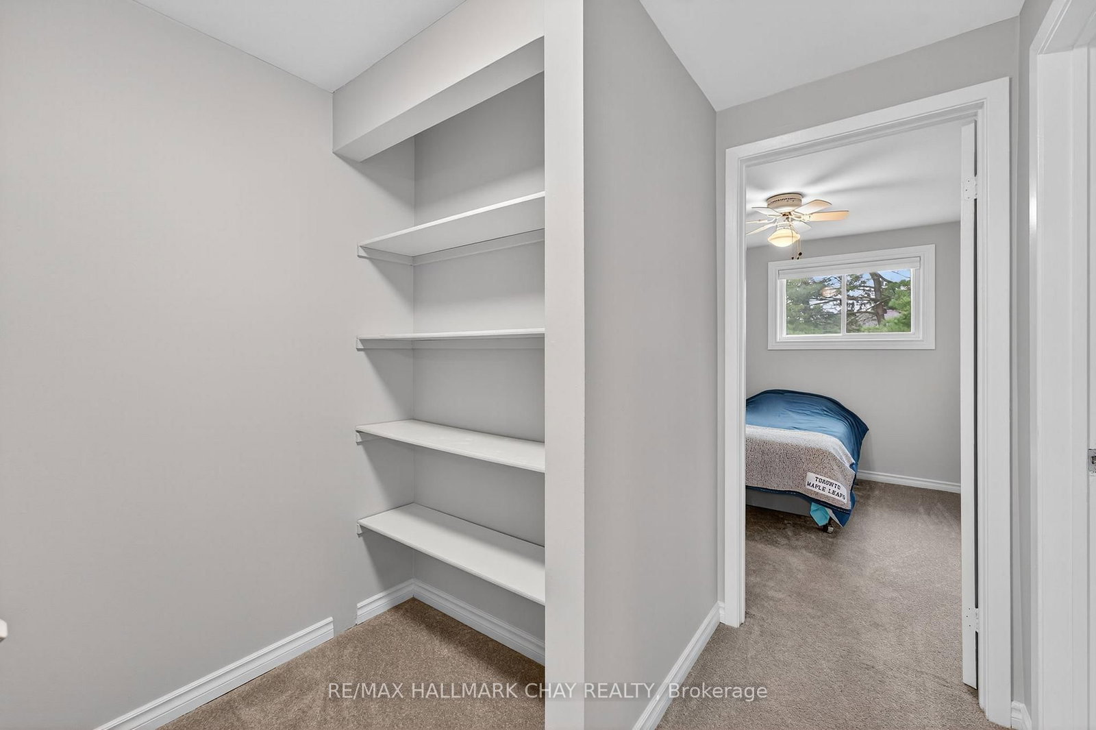 Semi-Detached House sold at 36 Mowat Crescent, Barrie, Ontario, L4N 5B3 - Letitia Heights - MLS: S12372591