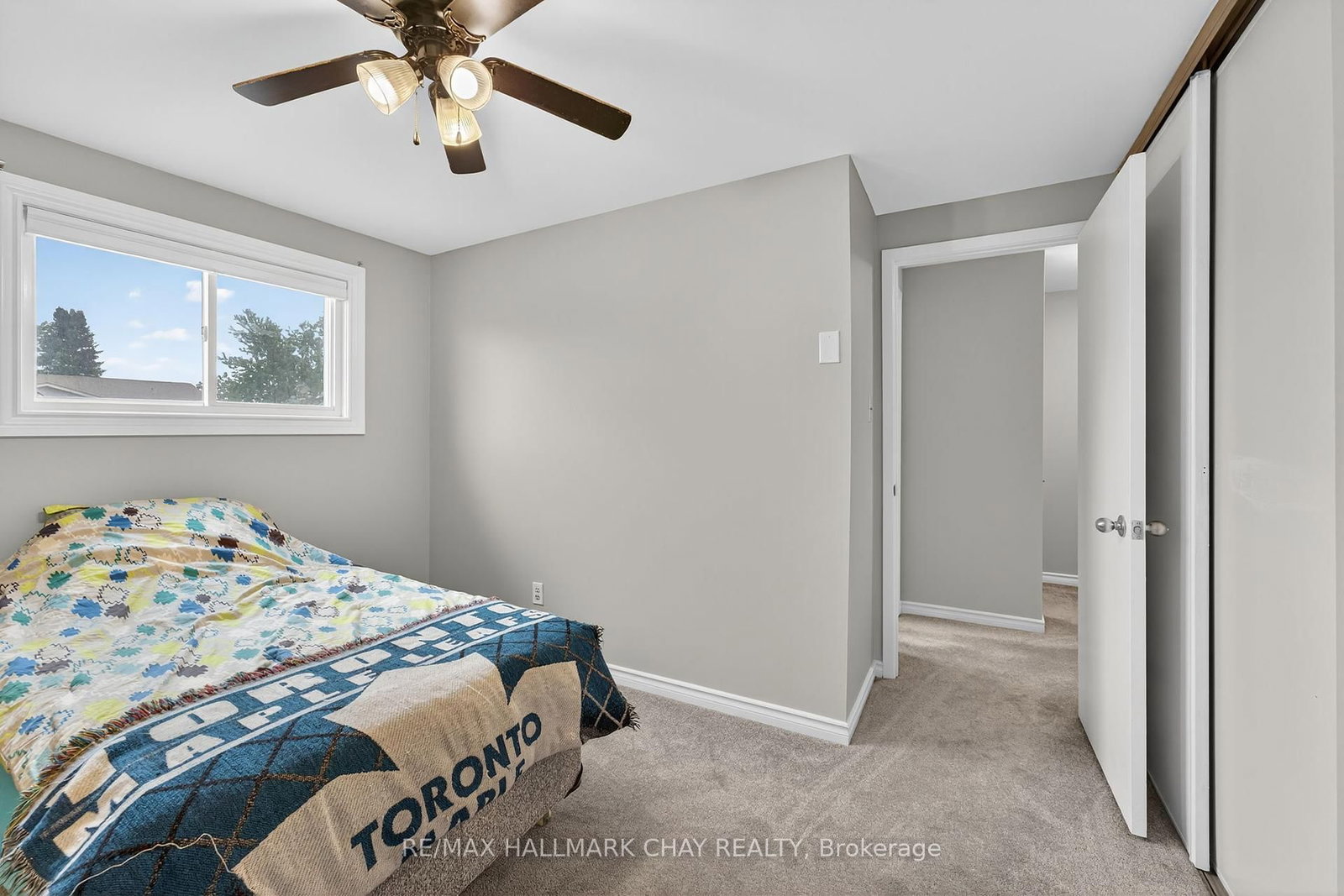 Semi-Detached House sold at 36 Mowat Crescent, Barrie, Ontario, L4N 5B3 - Letitia Heights - MLS: S12372591