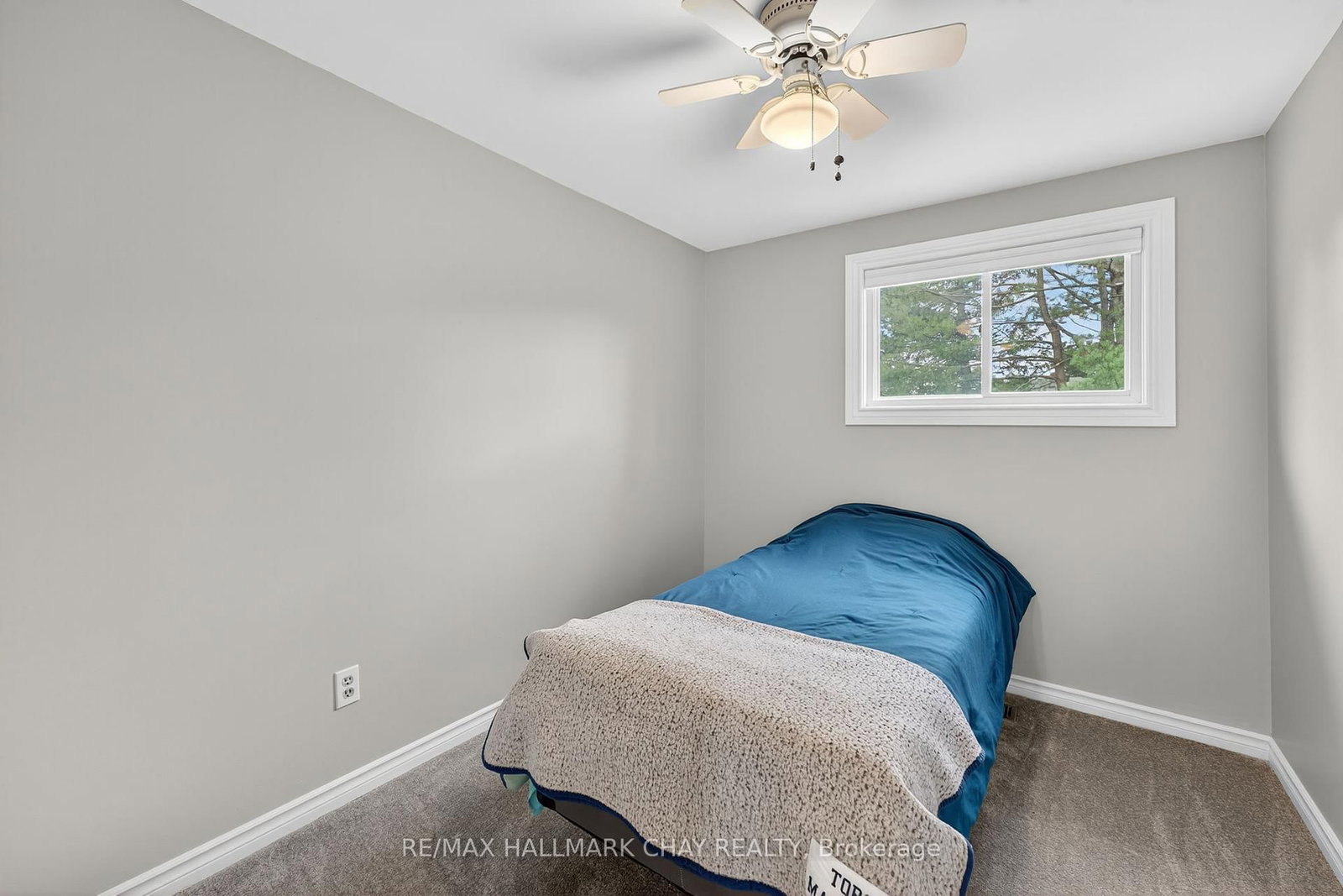 Semi-Detached House sold at 36 Mowat Crescent, Barrie, Ontario, L4N 5B3 - Letitia Heights - MLS: S12372591
