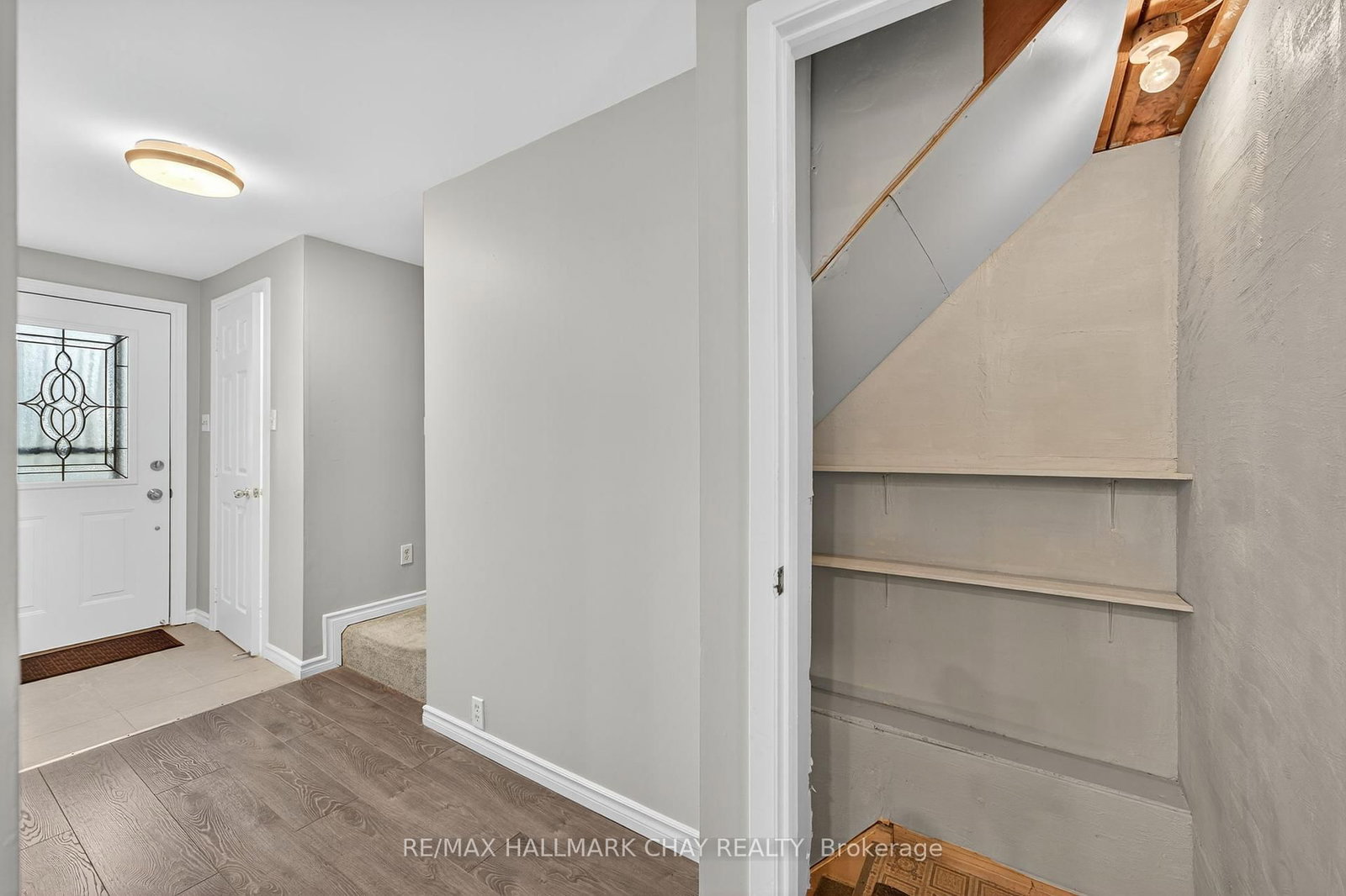 Semi-Detached House sold at 36 Mowat Crescent, Barrie, Ontario, L4N 5B3 - Letitia Heights - MLS: S12372591