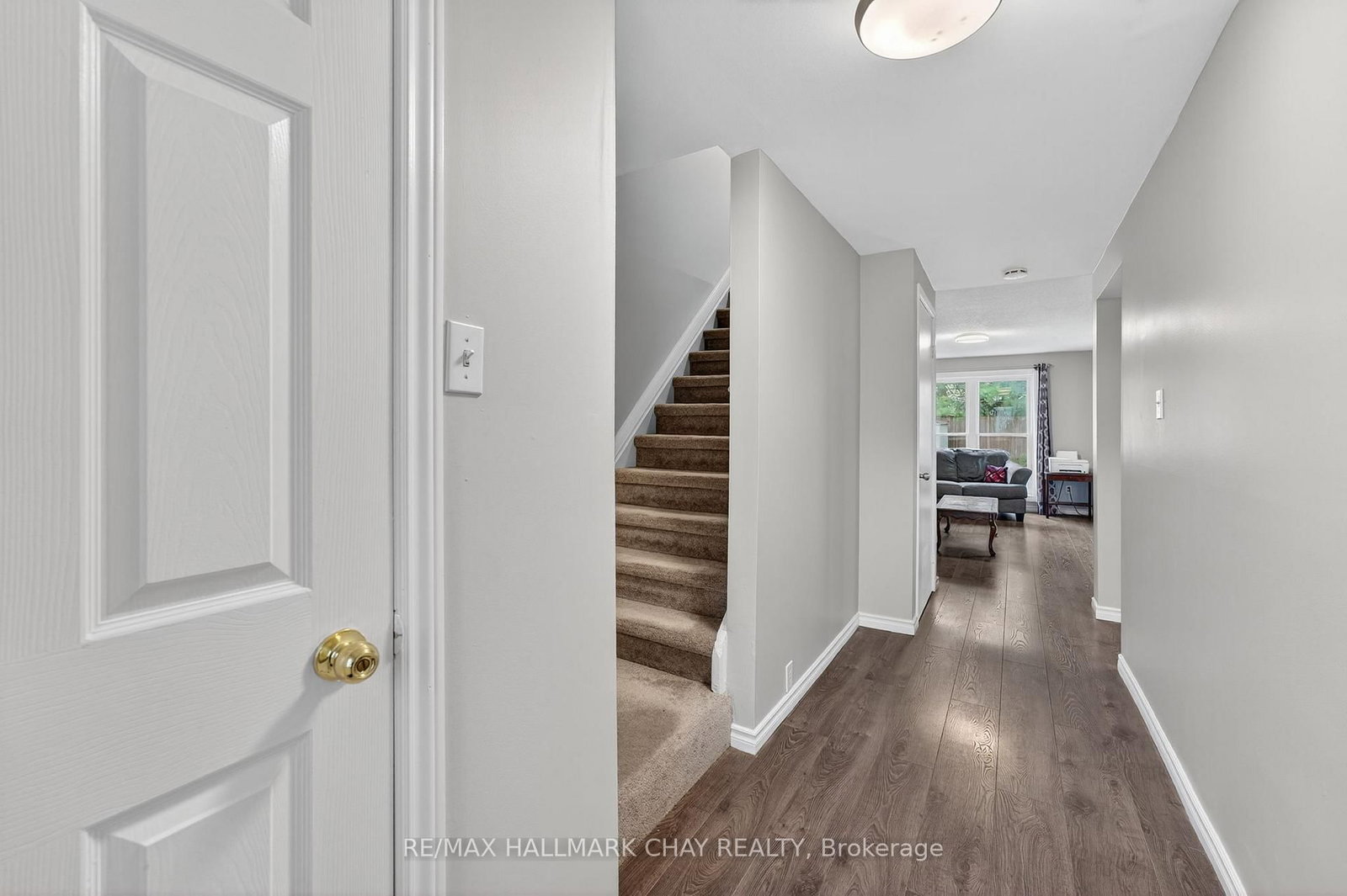 Semi-Detached House sold at 36 Mowat Crescent, Barrie, Ontario, L4N 5B3 - Letitia Heights - MLS: S12372591