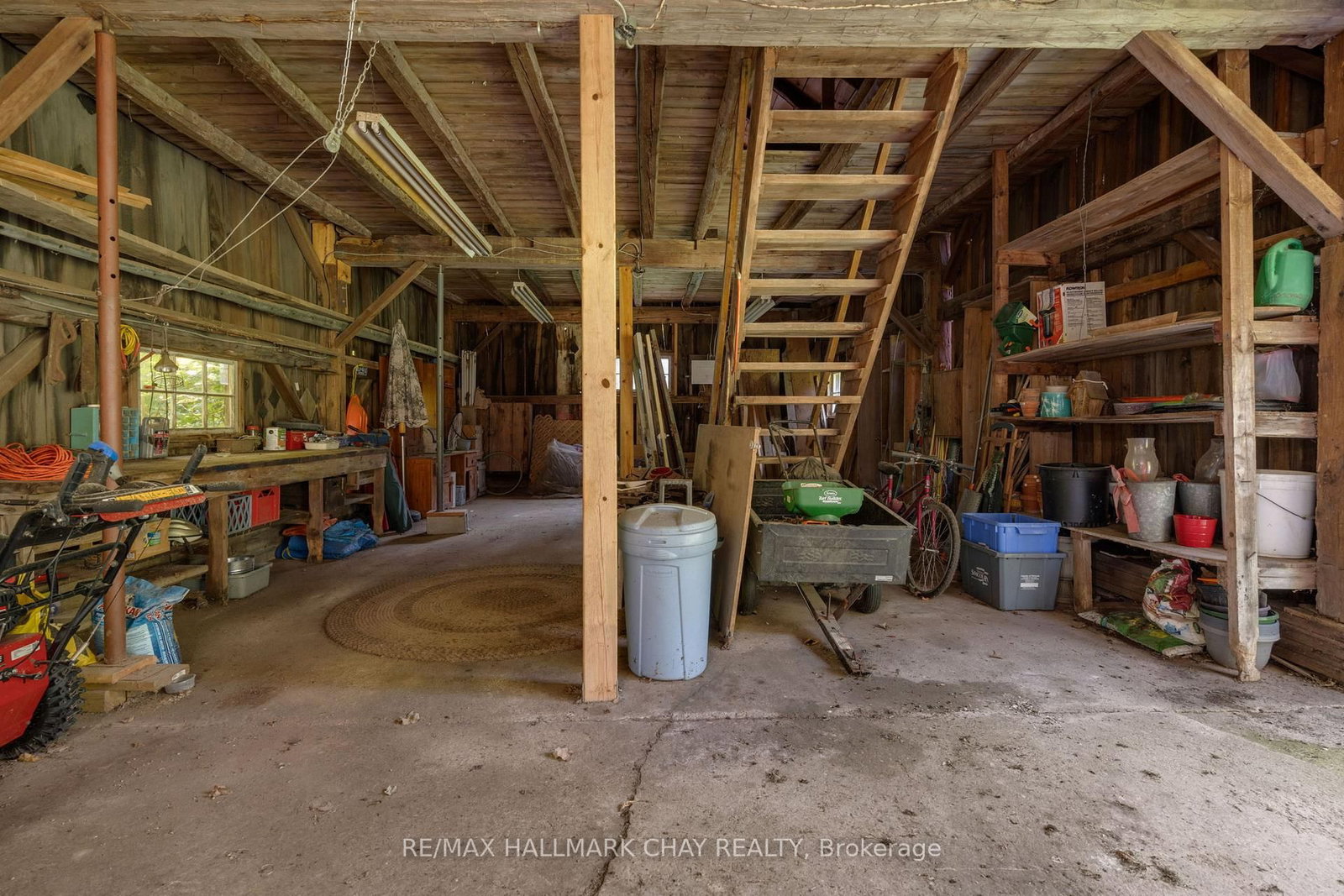 Listing Image 44