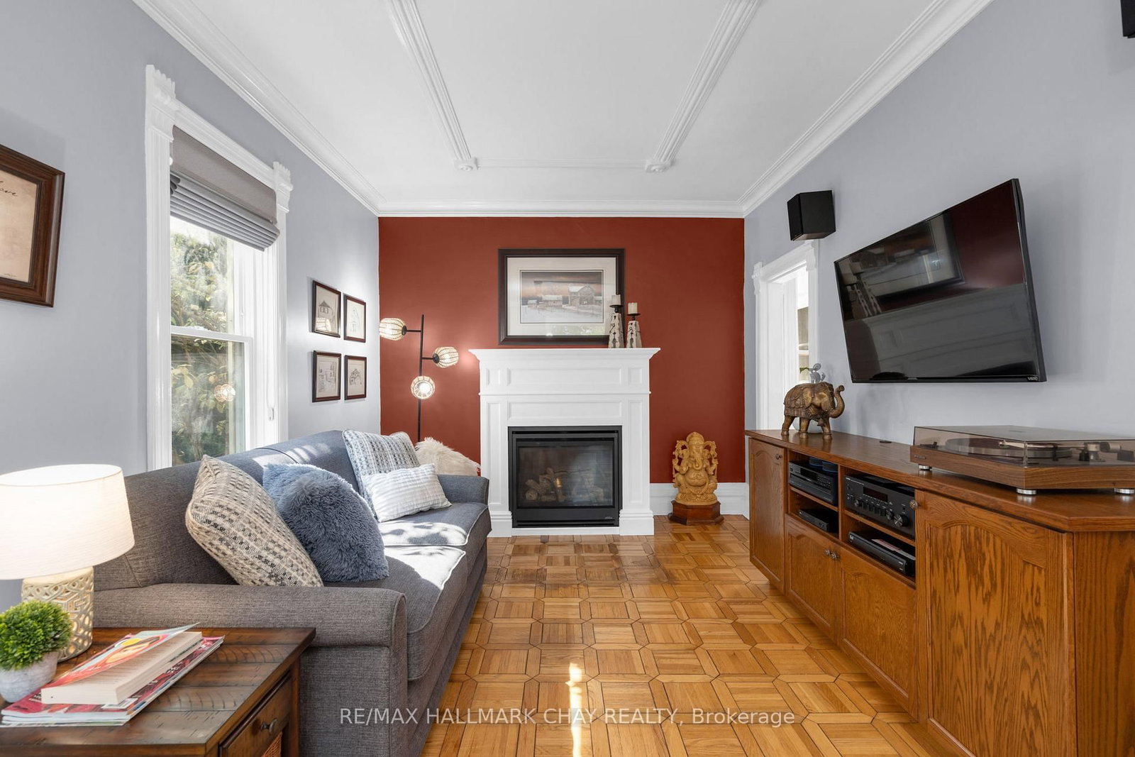 Listing Image 9