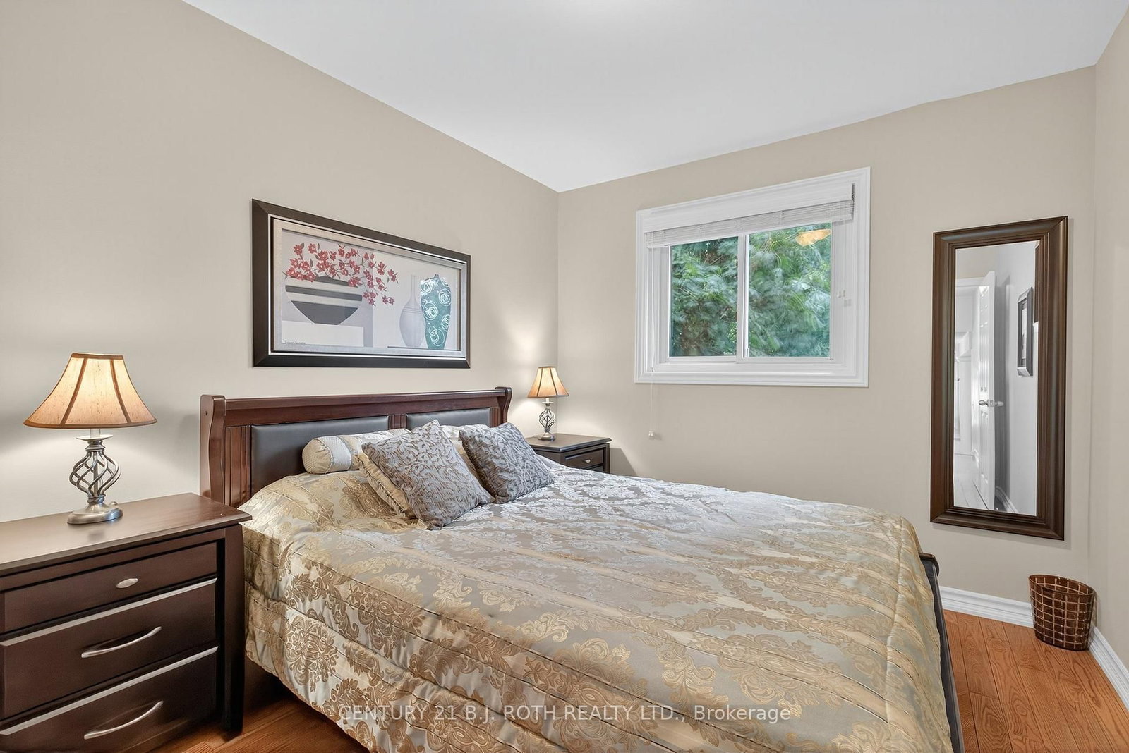Semi-Detached House sold at 120 Kozlov Street, Barrie, Ontario, L4N 4P9 - Sunnidale - MLS: S12375077