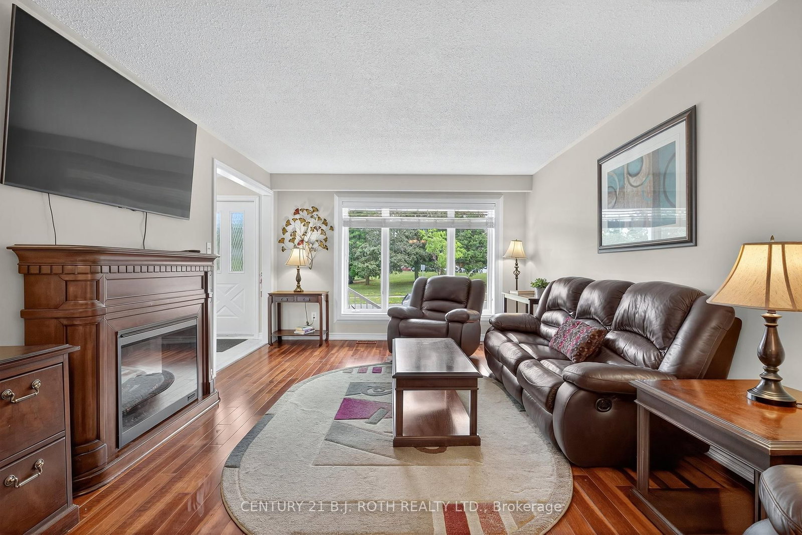 Semi-Detached House sold at 120 Kozlov Street, Barrie, Ontario, L4N 4P9 - Sunnidale - MLS: S12375077
