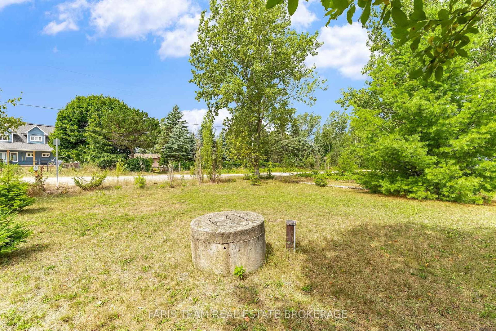 Listing Image 42