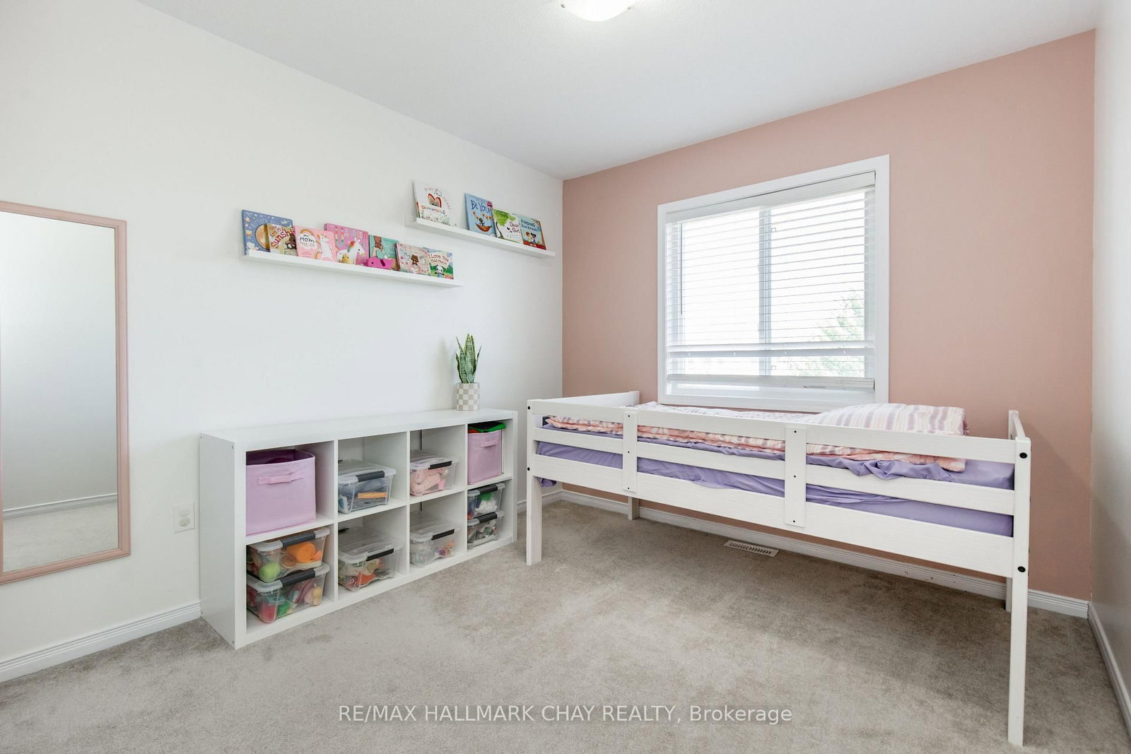 Townhouse sold at 82 Franks Way, Barrie, Ontario, L4N 3J1 - Allandale - MLS: S12376747