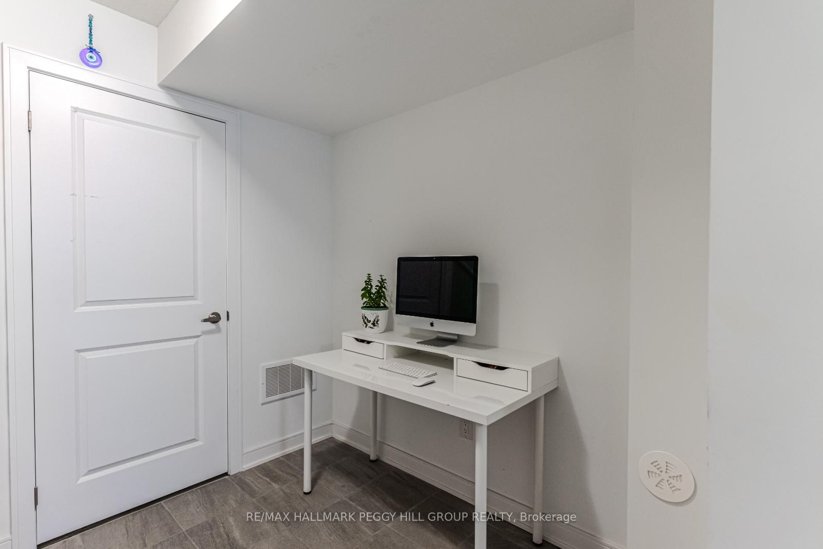Townhouse leased at 9 Red Maple Lane, Barrie, Ontario, L9J 0N4 - Innis-Shore - MLS: S12377322