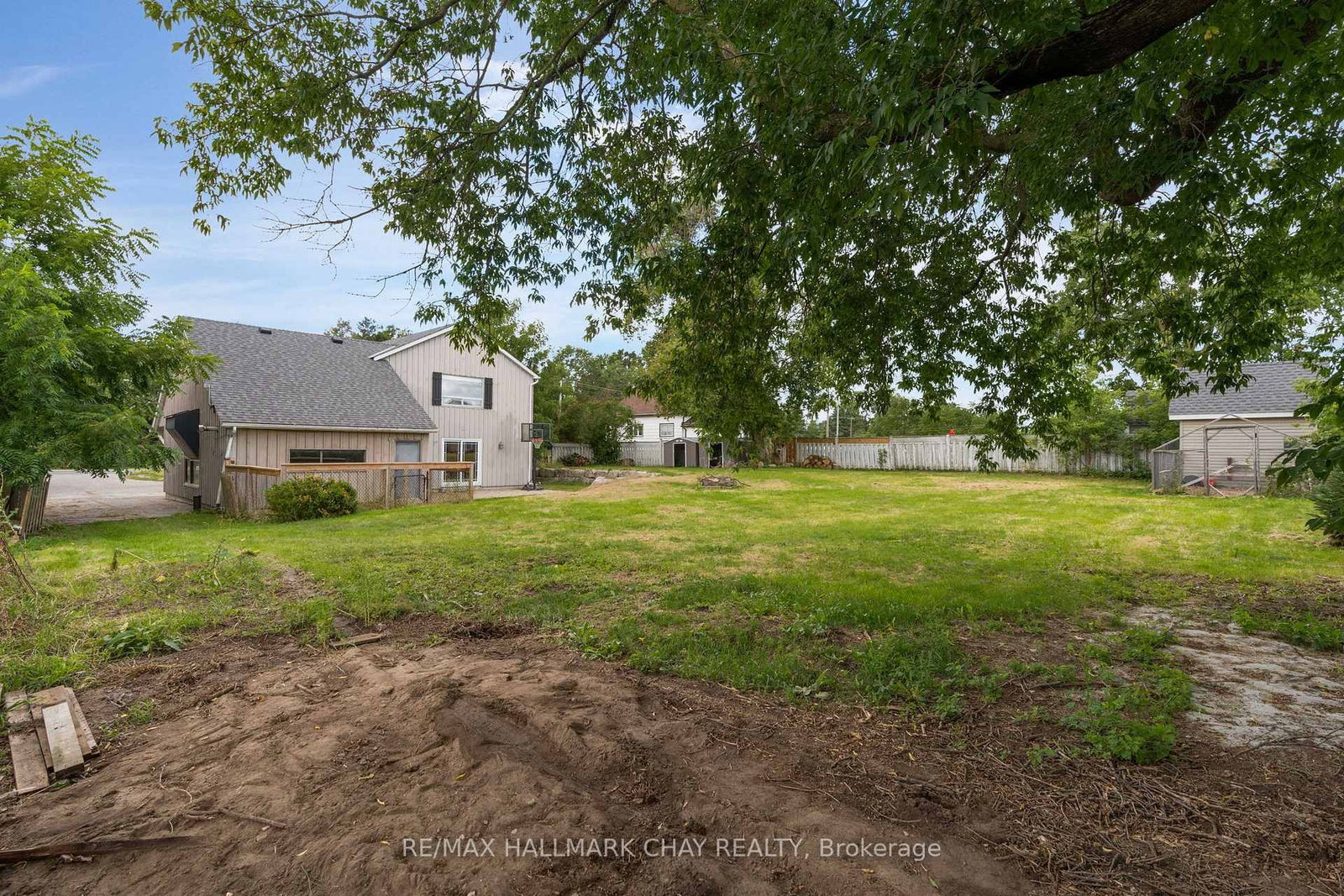 Listing Image 27