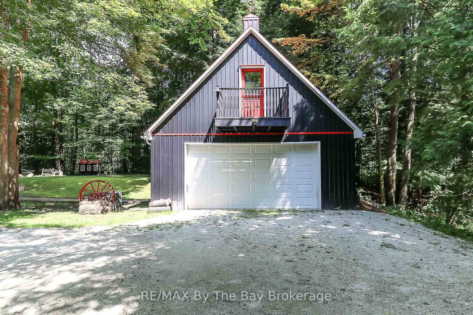 Listing Image 9
