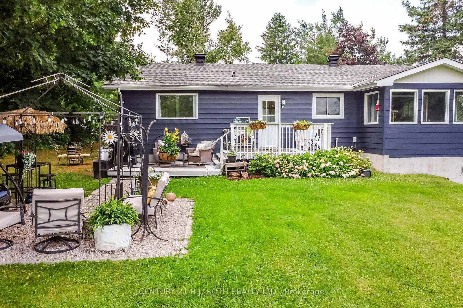 Listing Image 16