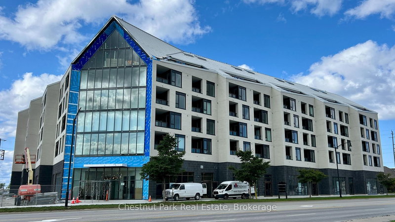 102 - 31 Huron St, Collingwood, L9Y 5T7 | Image 2