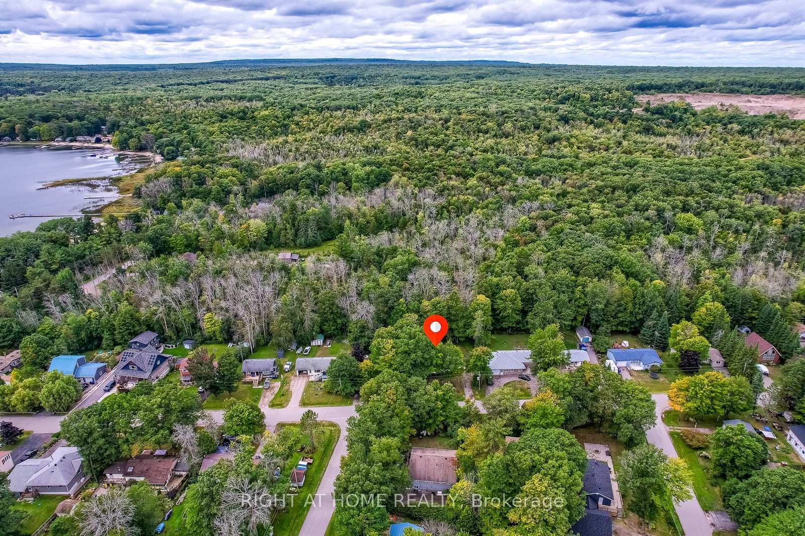 Listing Image 3