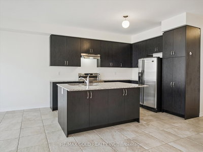 6 Bannister Road, Barrie, Ontario image-0-4