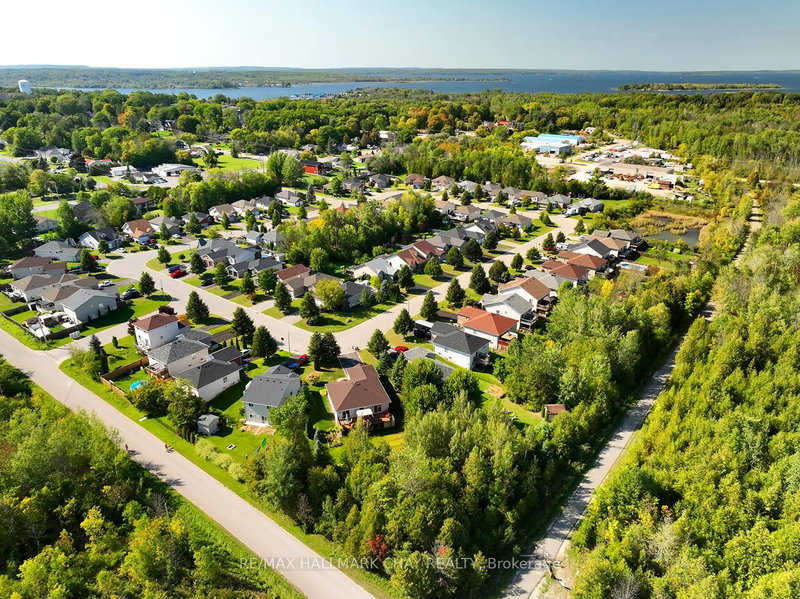 41 Bass Bay Dr, Tay, L0K 2A0 | Image 3