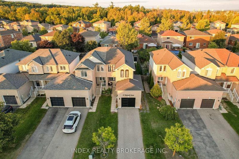37 Ridwell St, Barrie, L4N 0W8 | Image 2