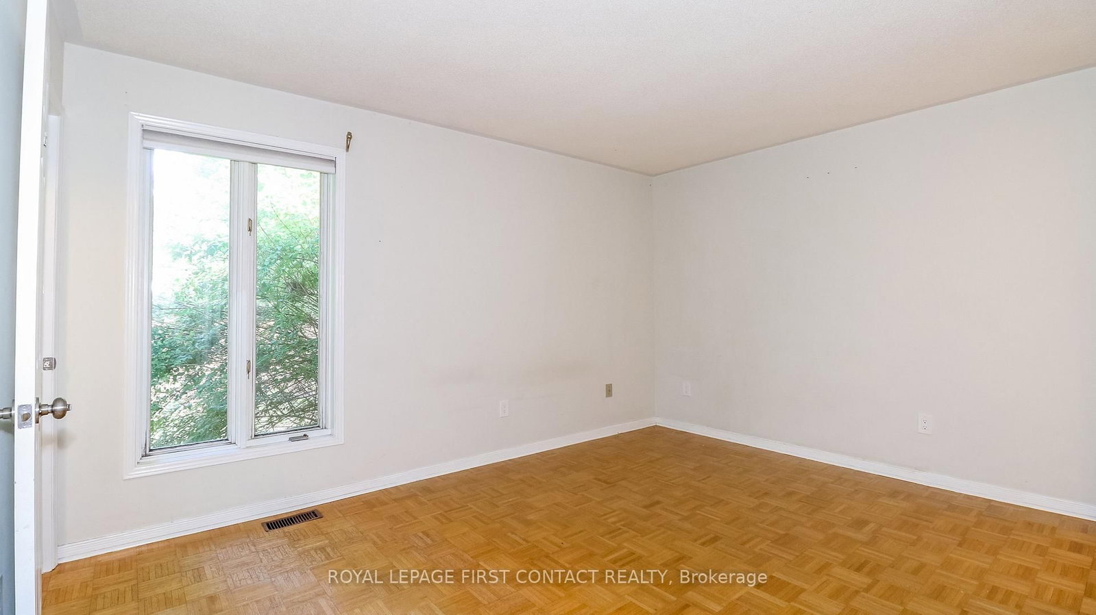 24 Howard Avenue • Tiny, ON photo 19