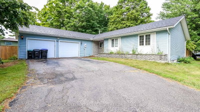 24 Howard Avenue • Tiny, ON photo 2
