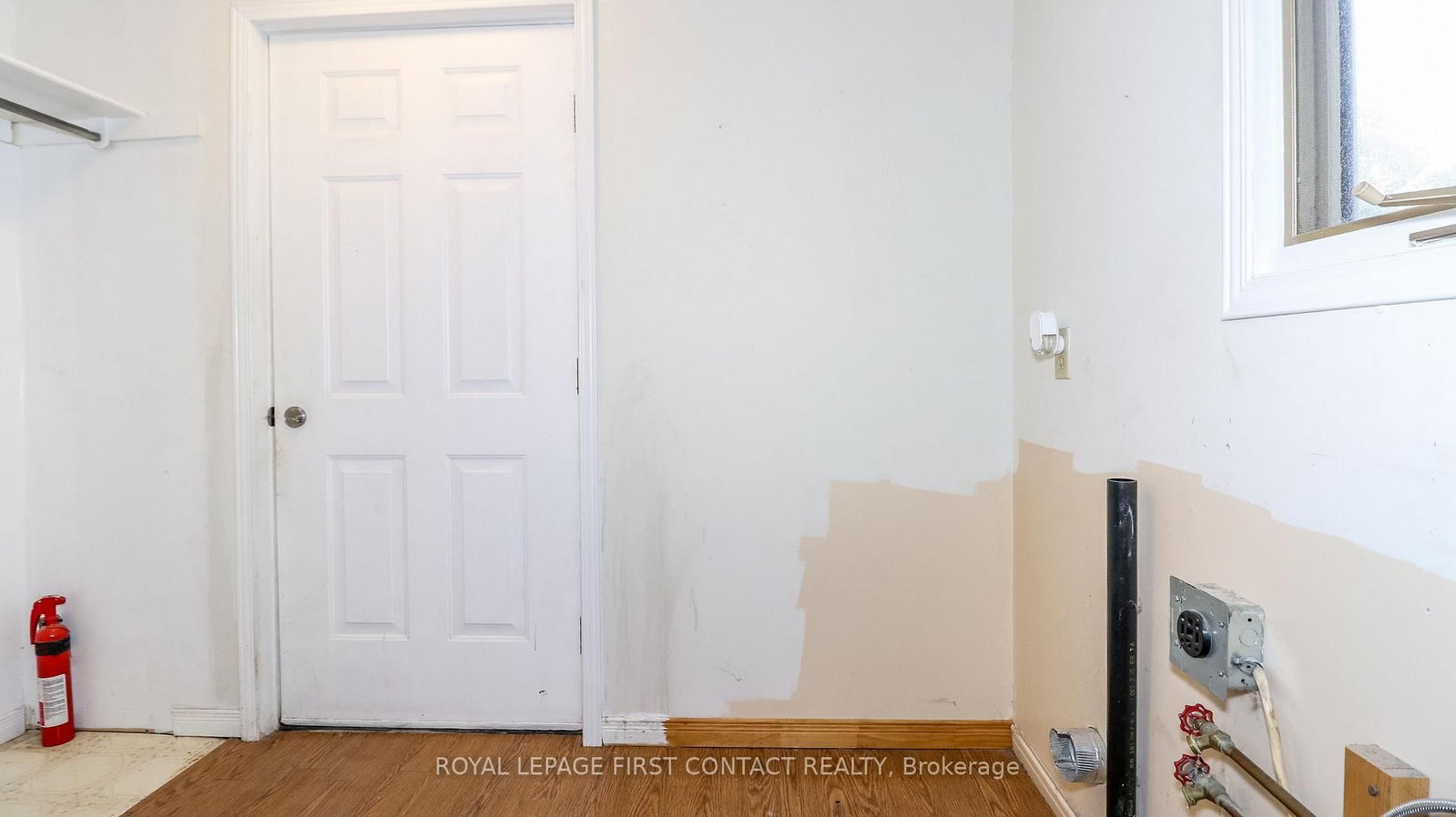 24 Howard Avenue • Tiny, ON photo 22