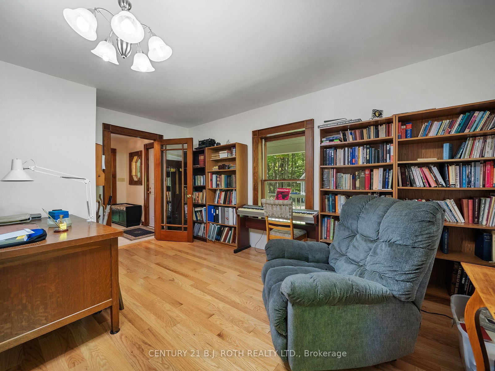 Listing Image 13