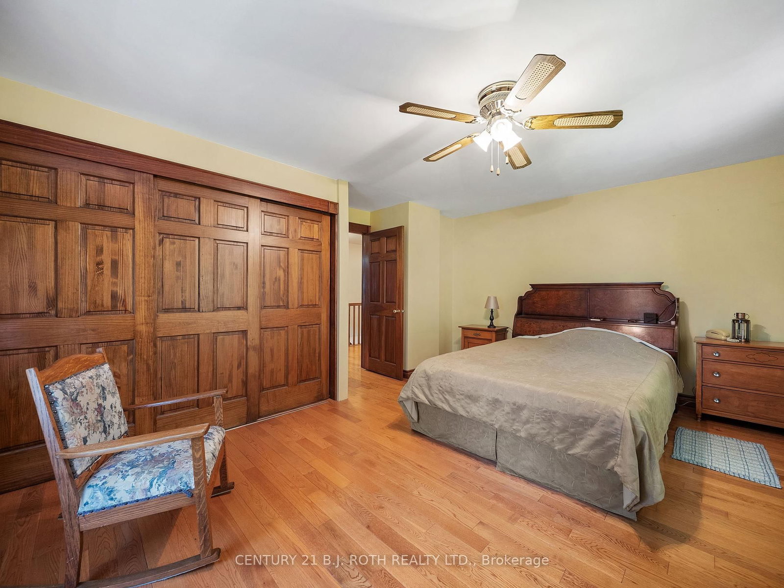 Listing Image 20