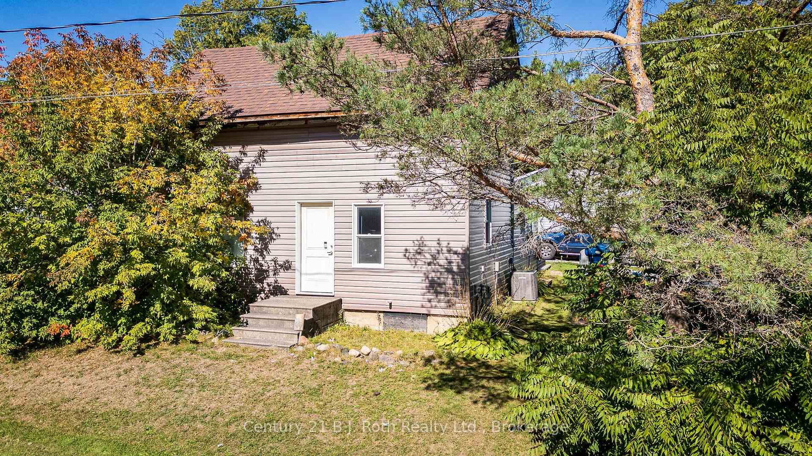 Listing Image 7