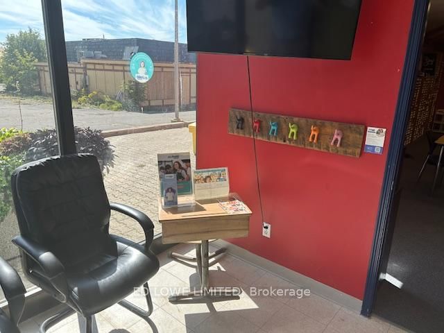 9 - 331 BAYFIELD St, Barrie, L4M 3C2 | Image 3