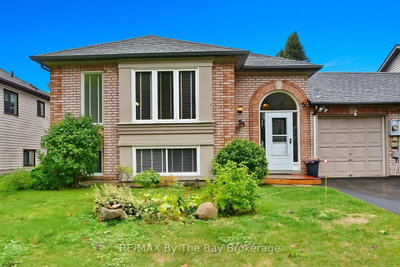 34 Harbour Crescent
