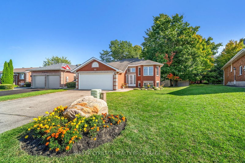 30 Charles St, Penetanguishene, L9M 2G7 | Image 2