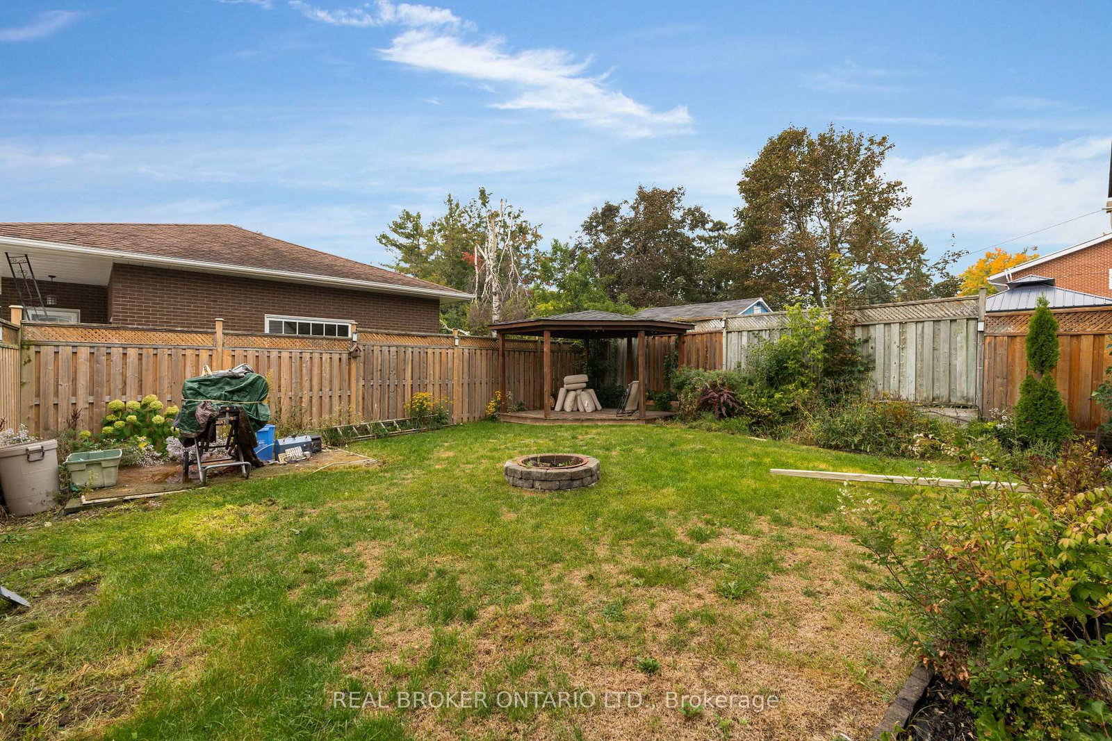 Listing Image 42