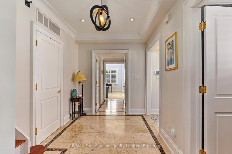 306 - 40 Trott Blvd, Collingwood, L9Y 5K5 | Image 3