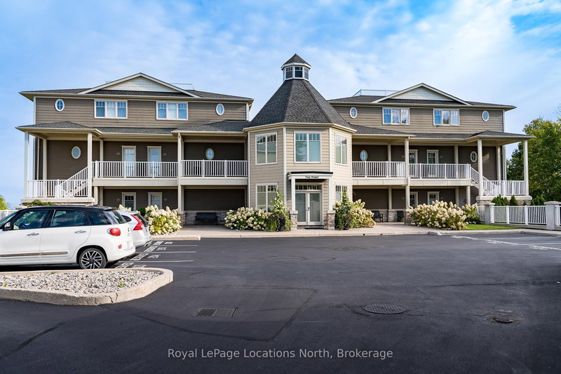 104 - 40 Trott Blvd, Collingwood, L9Y 5K5 | Image 3