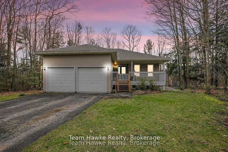 22 LAURIER Blvd, Tiny, L9M 0J2 | Image 2