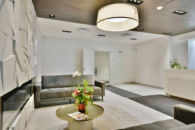 818 - 58 Lakeside Terrace