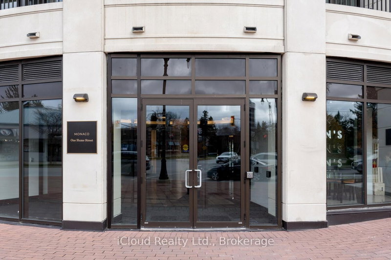 422 - 1 Hume St, Collingwood, L9Y 2M4 | Image 3