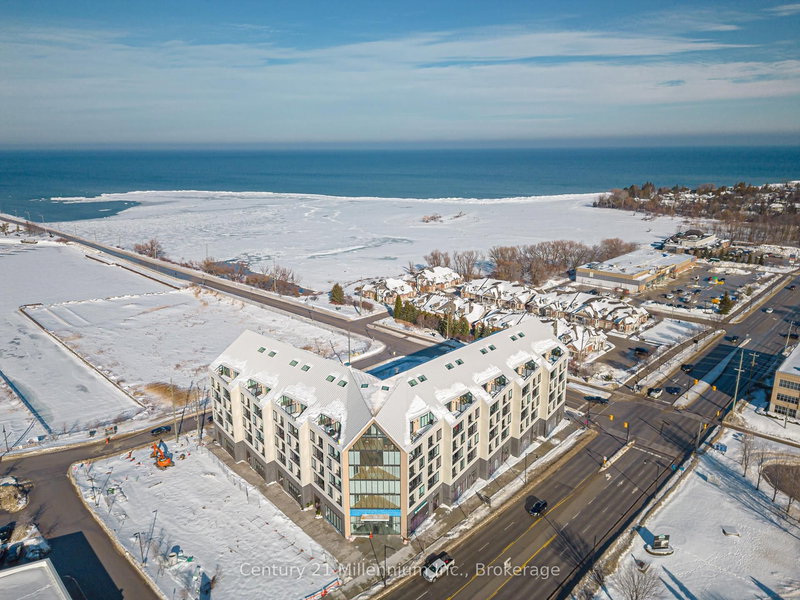223 - 31 Huron St, Collingwood, L9Y 5T7 | Image 3