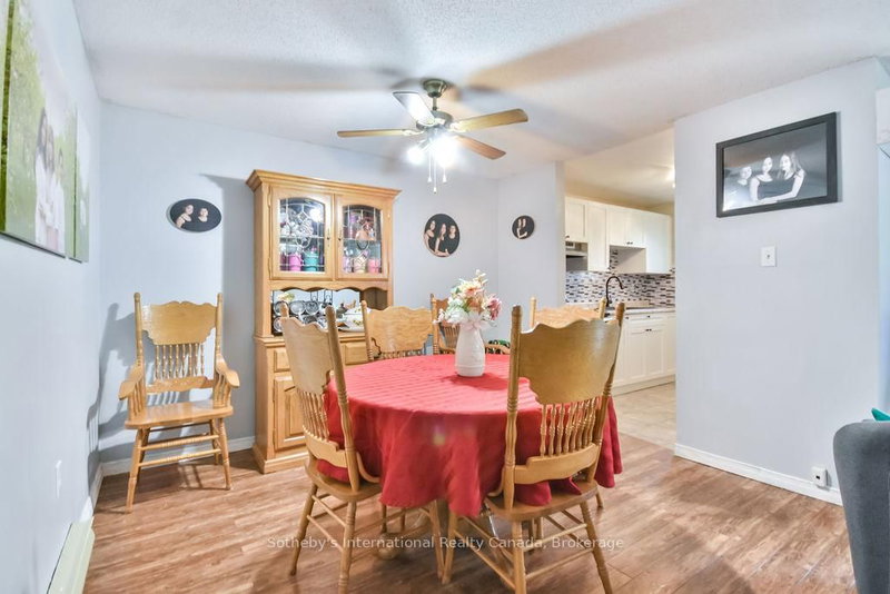 38 - 112 Loggers Ru, Barrie, L4N 6X1 | Image 2